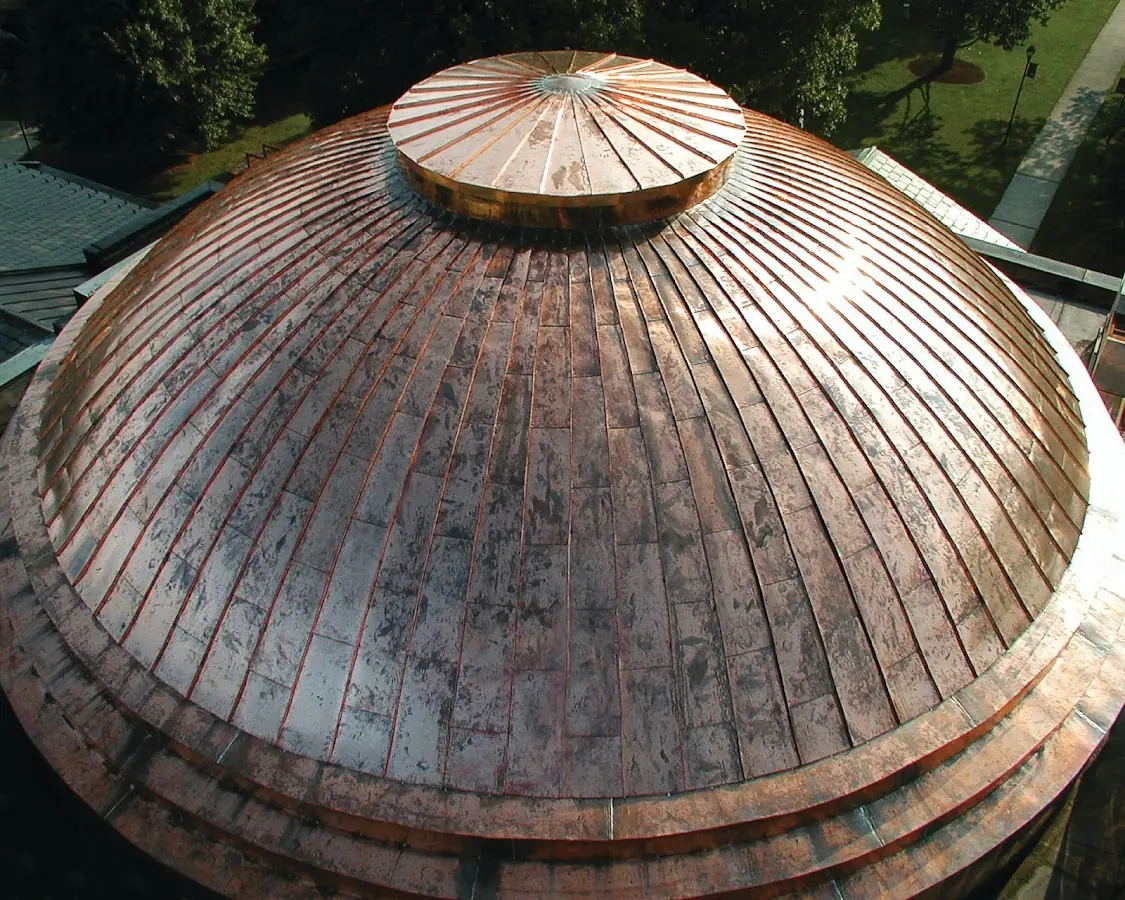 Craftsman Roofing crew installing a new roof in Michigan Hill